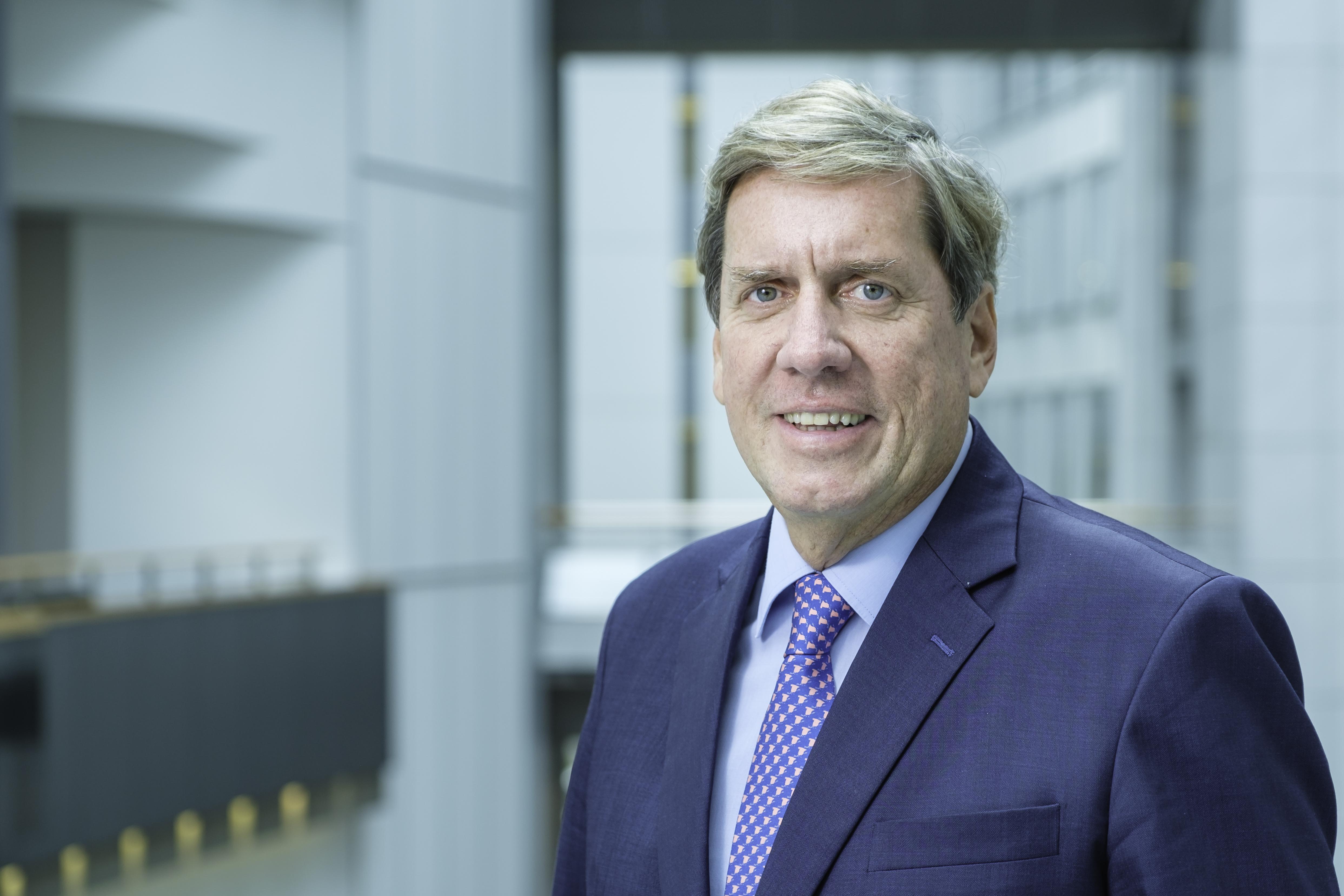 Gabriel Mato reclama al Consejo Europeo una política de cohesión reforzada, flexible y adaptada a Canarias