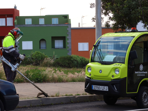 Santa Cruz organiza zafarranchos de limpieza en Acorán, Cuevas Blancas y Los Alisios