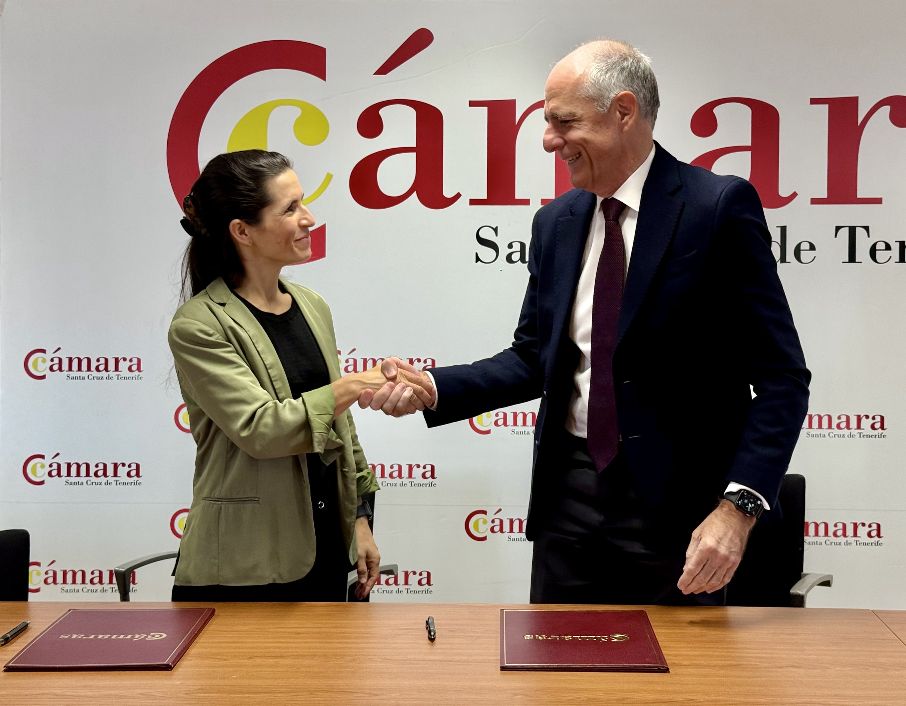 La Cámara y Cervecera de Canarias reafirman el compromiso para profesionalizar el sector de la restauración de la provincia