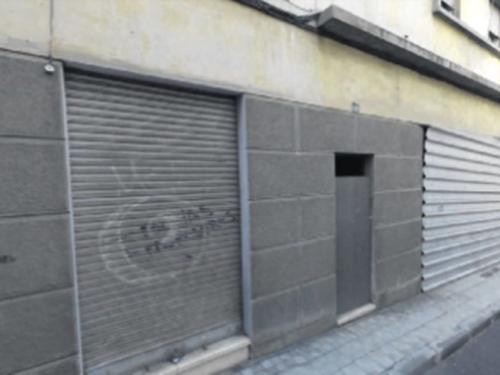 El Ayuntamiento demolerá dos cocheras en el Toscal para construir 70 estacionamientos