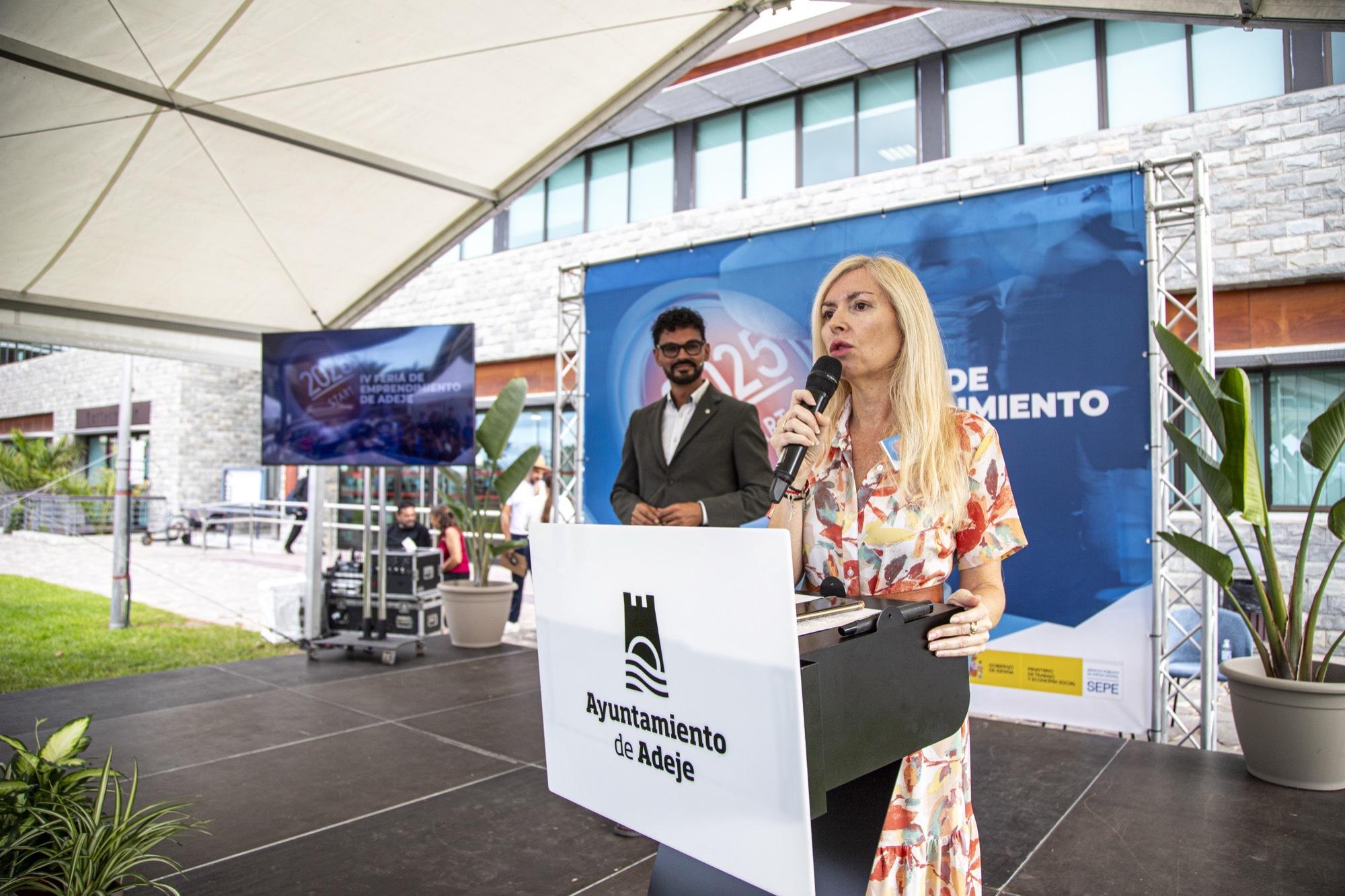 La Cámara reúne a cerca de 200 personas en una nueva edición de la Feria de Emprendimiento de Adeje