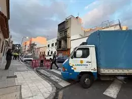 Autorizan el uso de cinco de las seis viviendas desalojadas tras la explosión en La Laguna (Tenerife)