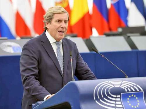 Gabriel Mato exige en la Eurocámara más a atención a la salud mental y recuerda que las secuelas del volcán de La Palma siguen presentes