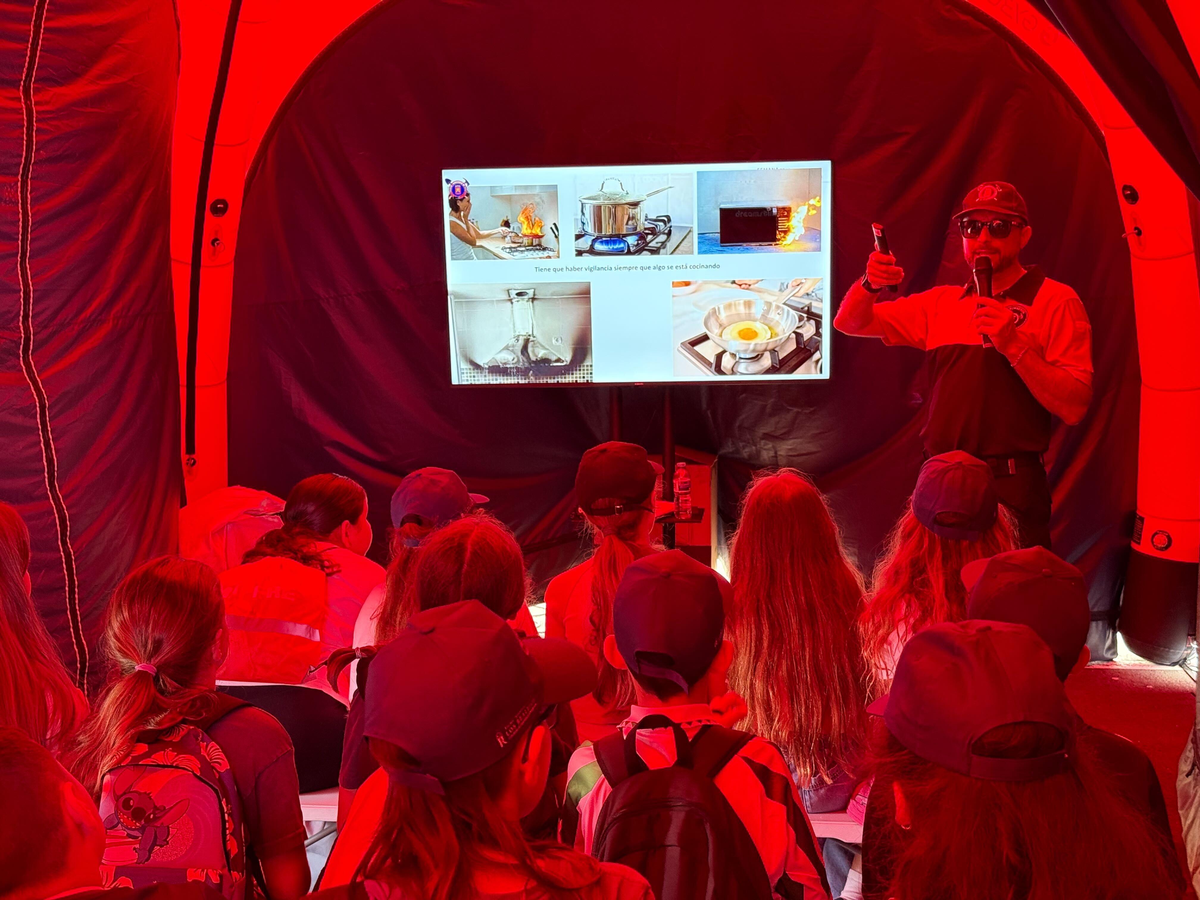 Bomberos de Tenerife celebran la Semana de Prevención de Incendios en Los Realejos