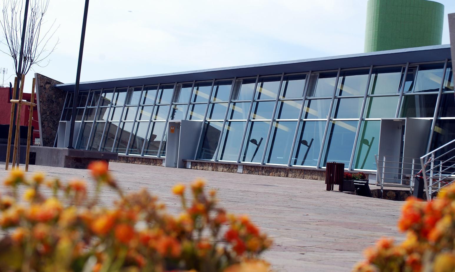 El Ayuntamiento inicia los trámites para la reforma integral del centro deportivo de la piscina de Guía de Isora