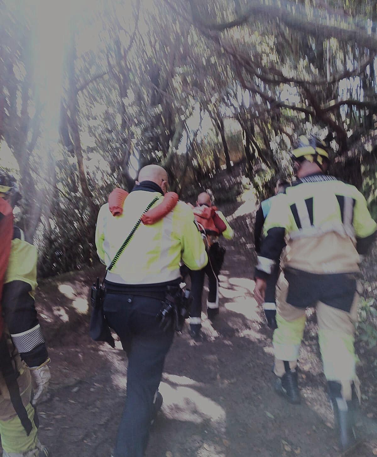 Bomberos de Tenerife completa un intenso fin de semana con múltiples rescates en zonas de montaña