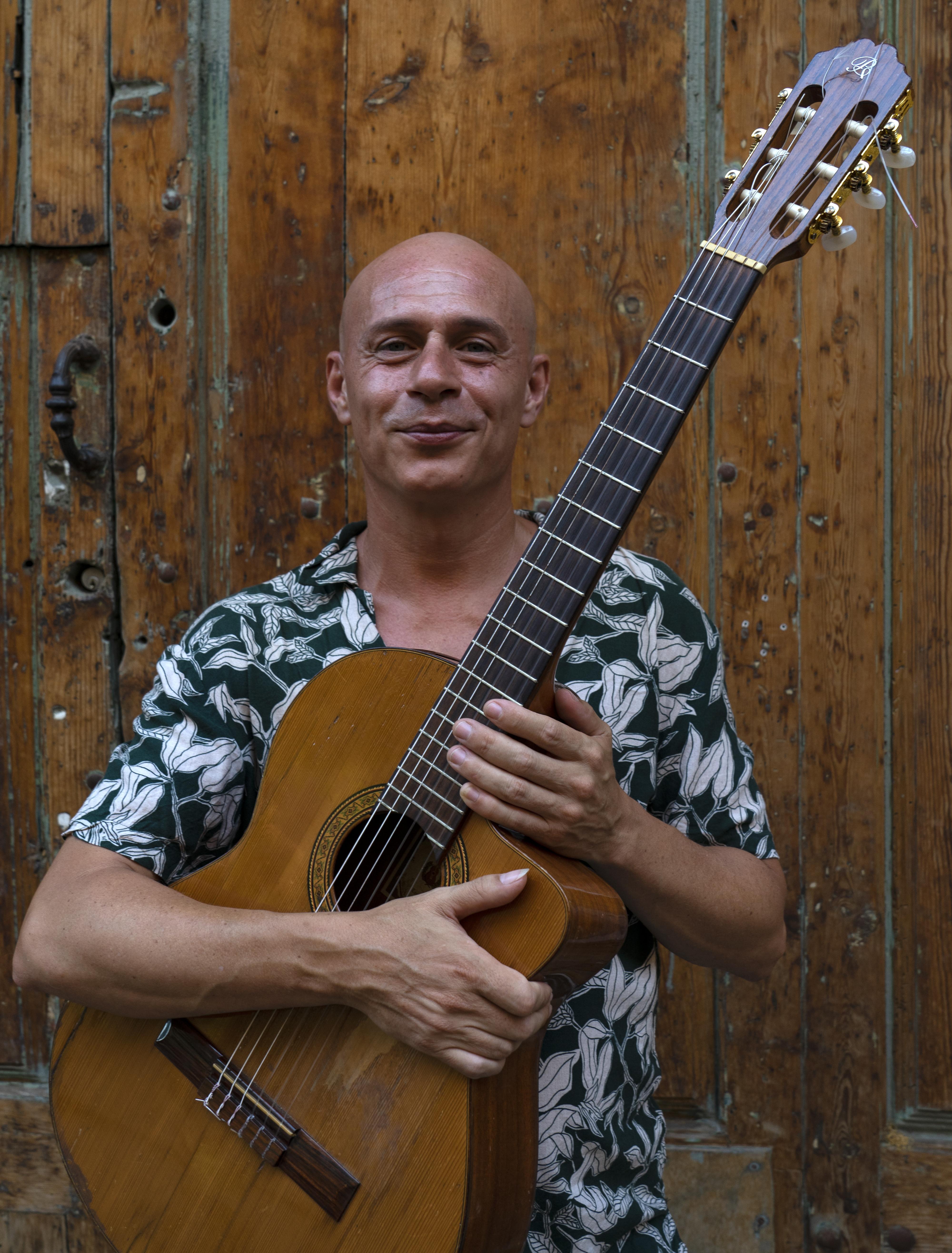 Victor Salvatti trae a El Sauzal un viaje musical por los ritmos de Brasil