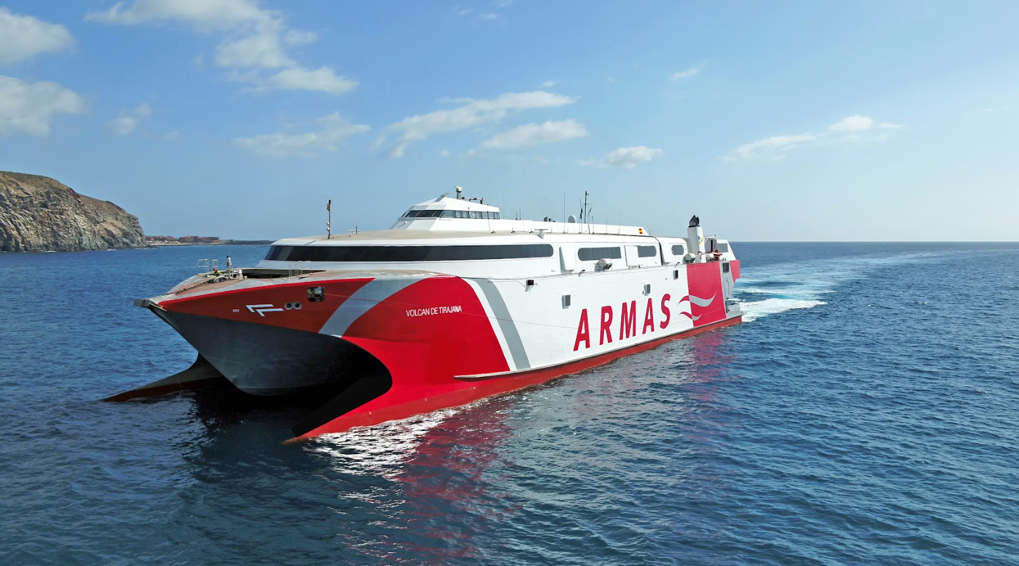 Armas Trasmediterránea presenta en Fitur un nuevo plan comercial para las agencias de viaje en las islas