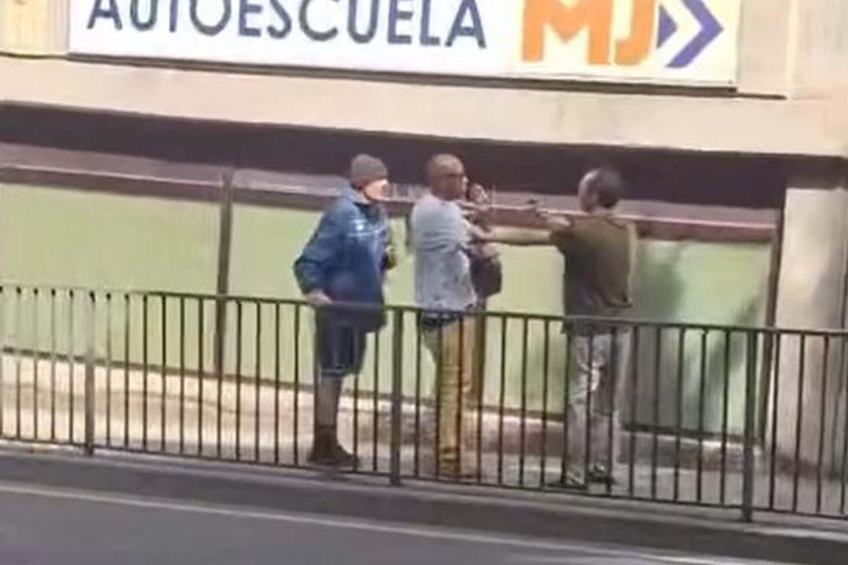 Pelea a ‘cucharazos’ por no pagar unos churros en Santa Cruz de Tenerife